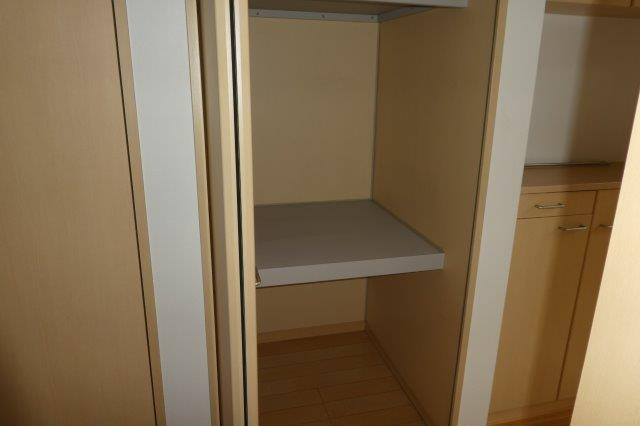 ビ・ボーンBの収納|廊下収納