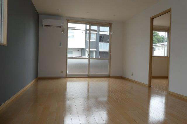 ビ・ボーンBの居間・リビング