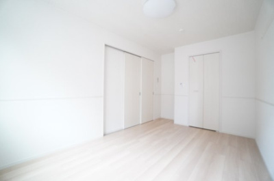 【洋室】 | イーストサイド86