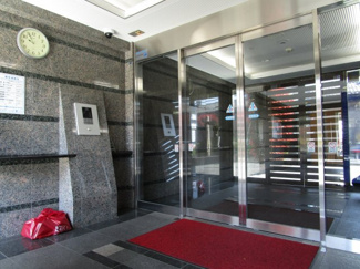 【エントランス】