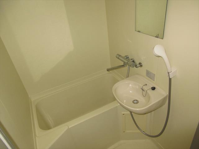 セントラルハイツ筒井の浴室|セントラルハイツ筒井