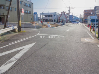 【前面道路含む現地写真】