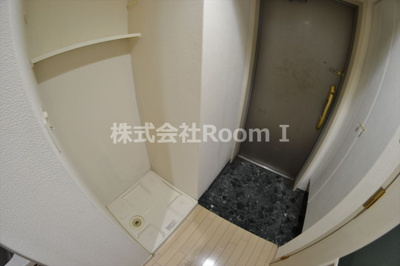 【玄関】 | ジュネーゼグラン心斎橋東 | シンプルで使いやすい玄関です