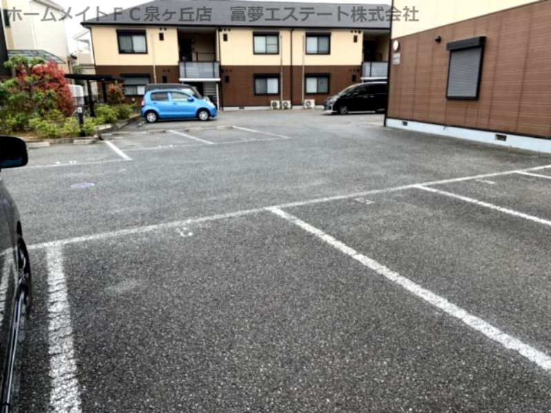 エステートヴィラの駐車場