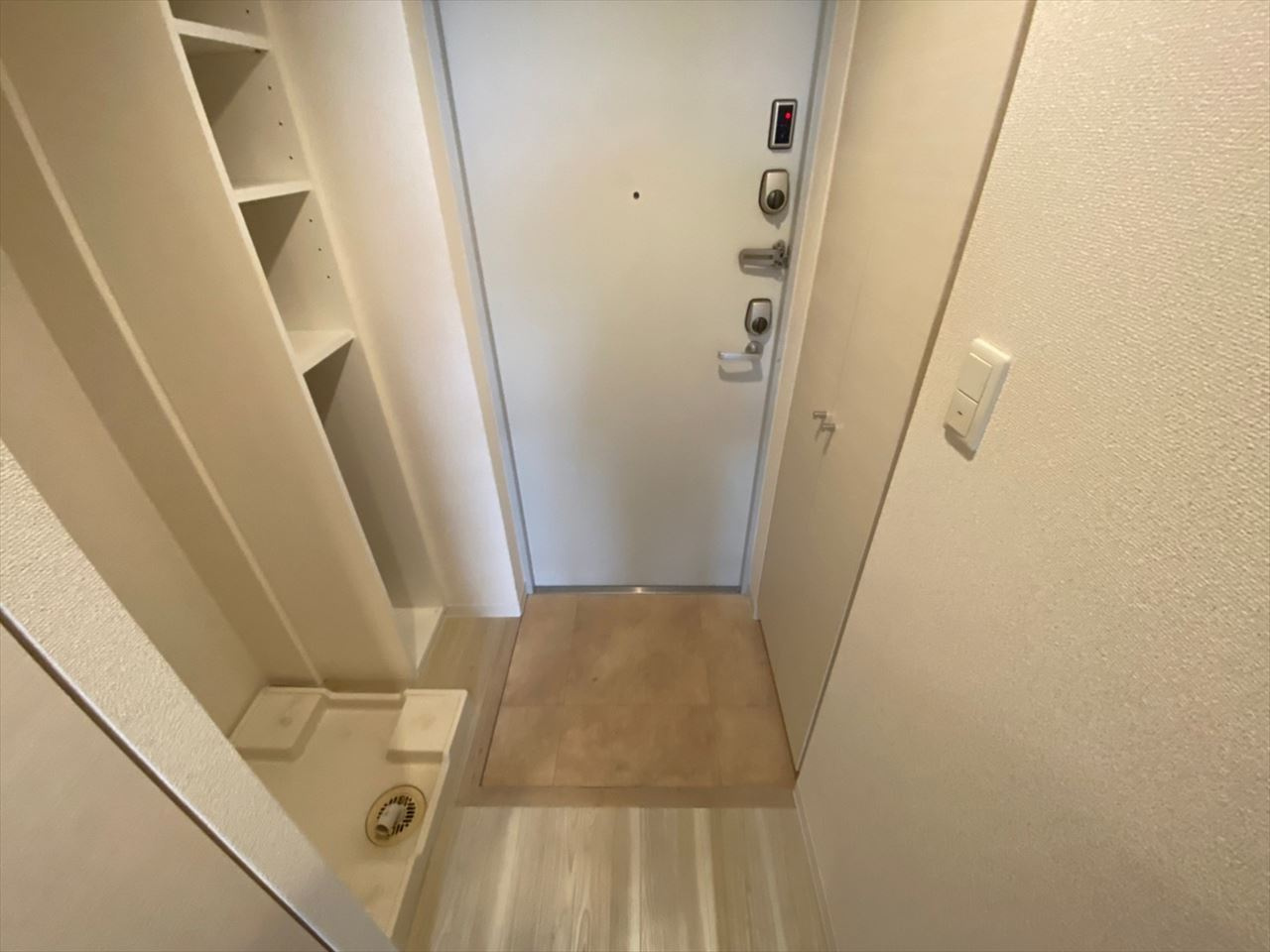 YS上前津｜名古屋市の賃貸ならMy賃貸の玄関|YS上前津