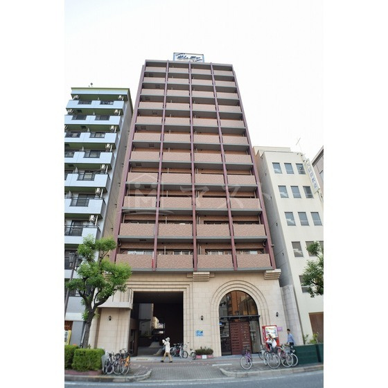 S-RESIDENCE難波Viale(ビアーレ)の外観
