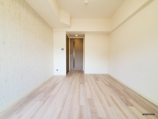 プレサンス大阪都島エレナード　仲介手数料無料の洋室