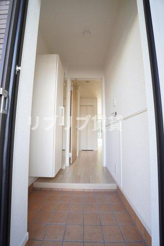 イーストサイド８６の玄関