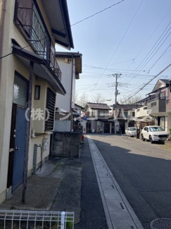 【前面道路含む現地写真】