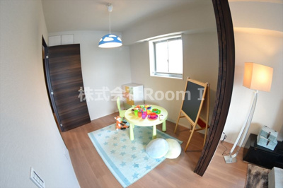 【子供部屋】 | S-FORT大阪同心 | 子供のお昼寝に使えるお部屋です