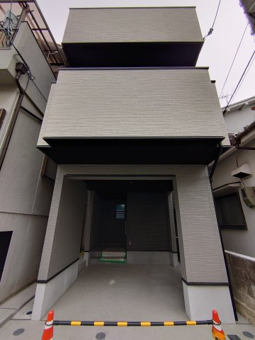 東大阪市吉田本町3丁目　新築の外観