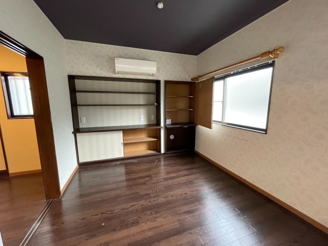 【居間・リビング】