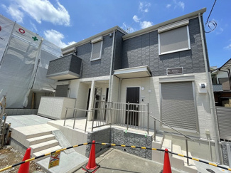 【外観】 | ※施工中※2022年6月完成予定♪人気のダイワハウス施工・1フロア2住戸の2階建てアパート♪田園都市線「溝の口」駅にアクセス可能な最寄りバス停より徒歩3分です☆
