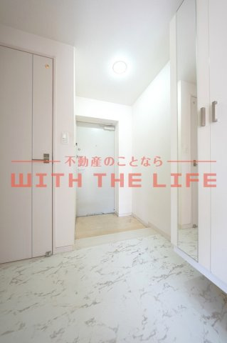 グランドゥールステラ【キャッシュバック対象物件】の玄関|シンプルで使いやすい玄関です