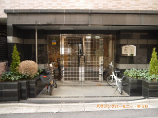【エントランス】