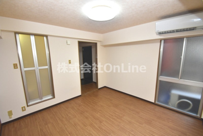 【居間・リビング】 | グローバル八戸ノ里Ⅱ