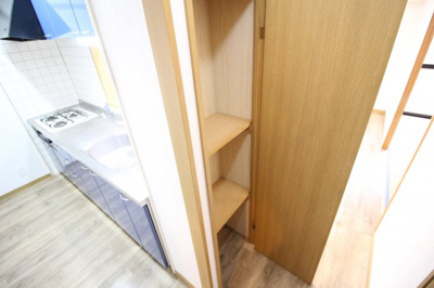 【収納】 | GATHERIA PACE | キッチン横にも収納