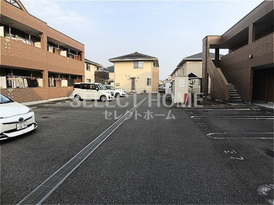【駐車場】 | プランドールB | 駐車場があります