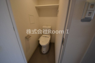 【トイレ】 | エスリード大阪城公園 | 落ち着いた色調のトイレです