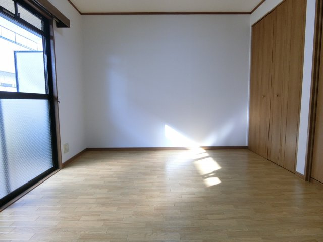 ベルメゾン一須賀Ⅰ号館の寝室