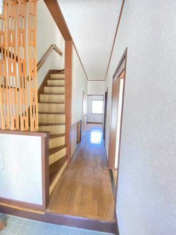 中古戸建  相田7丁目の玄関