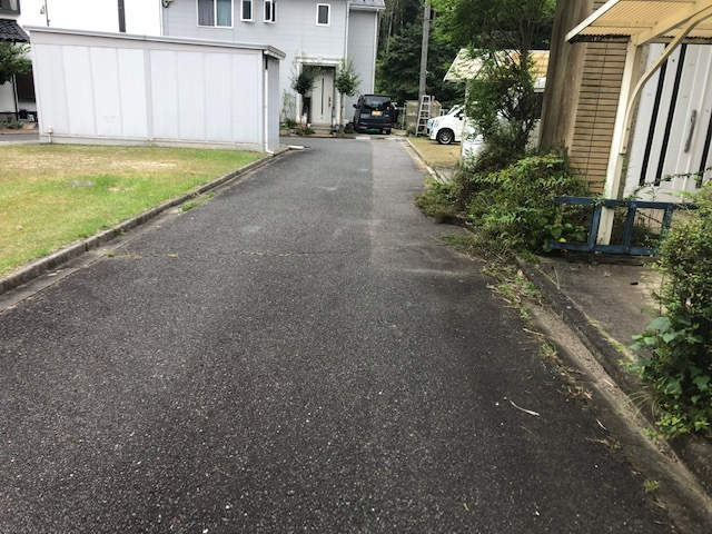 中古戸建　伴西6丁目の前面道路含む現地写真