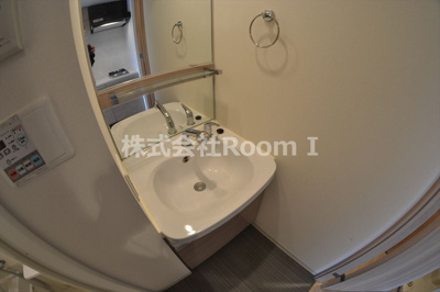 【独立洗面台】 | プレサンス北浜パレス | 独立洗面台です