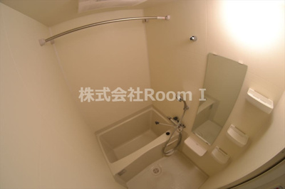 【浴室】 | プレサンス北浜パレス | ゆったり過ごせるお風呂です