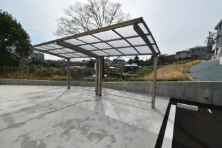 【その他共用部分】 | 屋根付き駐輪場