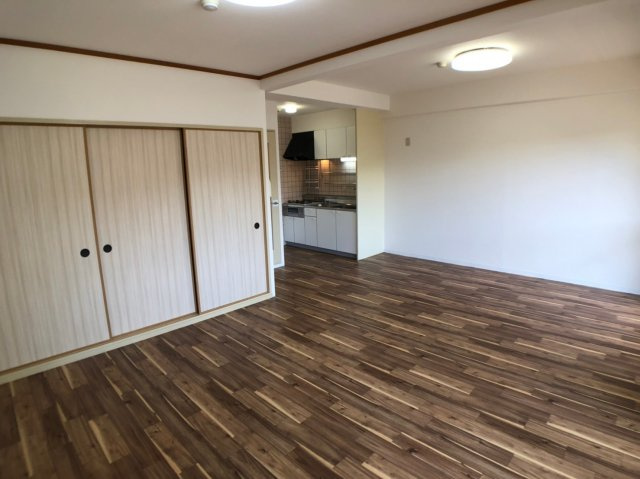 友井グレイスの居間・リビング