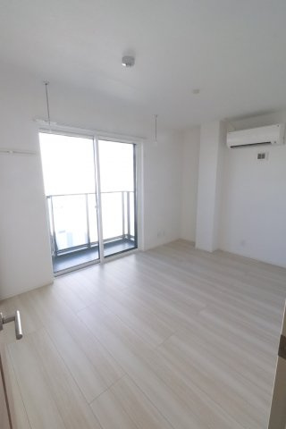 amenity新杉田の洋室