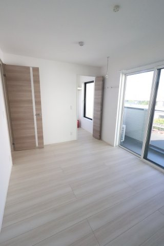 amenity新杉田の洋室