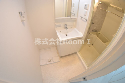 【独立洗面台】 | スプランディッド淀屋橋DUE | 独立洗面台で身支度をすべて済ませてしまいましょう