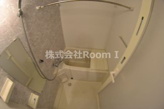 【浴室】 | スプランディッド淀屋橋DUE | コンパクトで使いやすいお風呂です