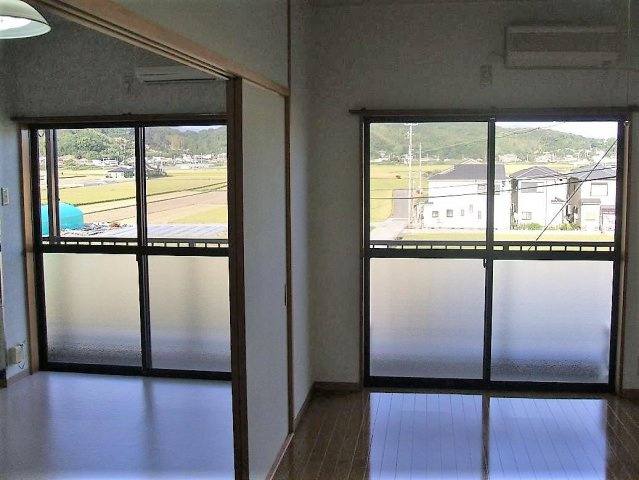 【居間・リビング】 | マンション吉
