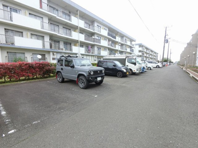 【駐車場】 | 三枝木台団地３号棟 | 平置き駐車場です。