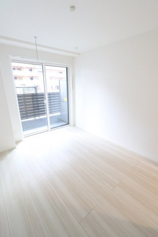 amenity新杉田の居間・リビング