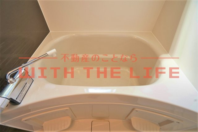 川島ハイツ【キャッシュバック対象】の浴室|コンパクトで使いやすいお風呂です