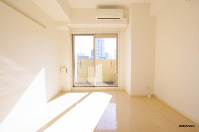 プレサンス梅田北パワーゲート　仲介手数料無料の洋室