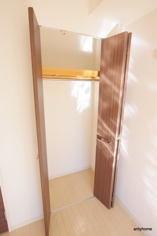 プレサンス梅田北パワーゲート　仲介手数料無料の収納