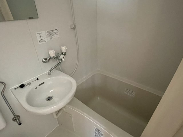 第2ひばりマンションの浴室