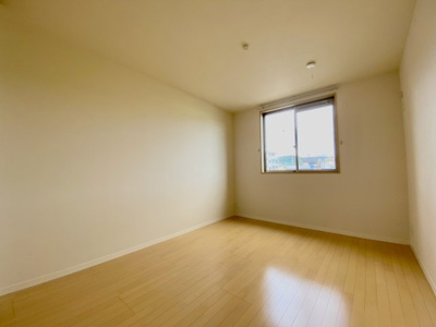 【洋室】 | アコーレ神前