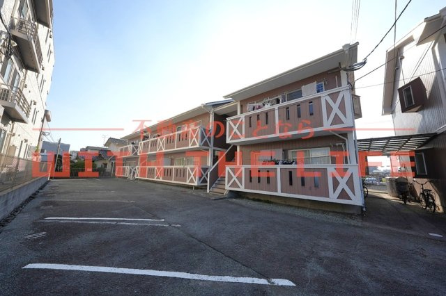 グレースコーポ合川【キャッシュバック対応物件】の駐車場|車をお持ちの方に嬉しい駐車場付きの物件です