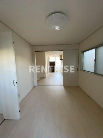 サンシャイン岩倉Ⅱの洋室