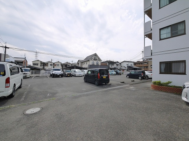コートルモンの駐車場|駐車場があります