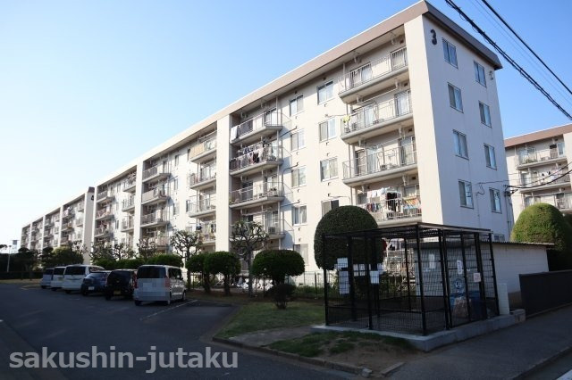 谷津遊園ハイツ１階