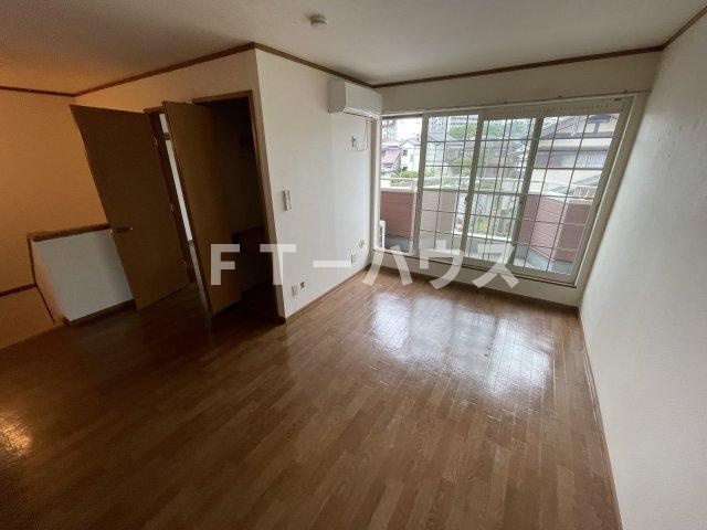 ラピスラズリ前原西の居間・リビング