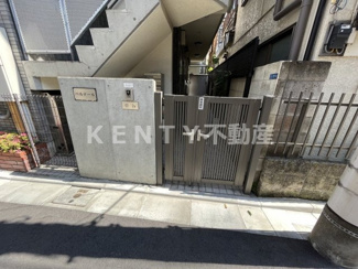 【エントランス】 | 毎日通るエントランスはこのようになっています