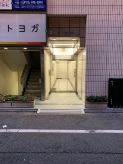 興産大森ビルのエントランス