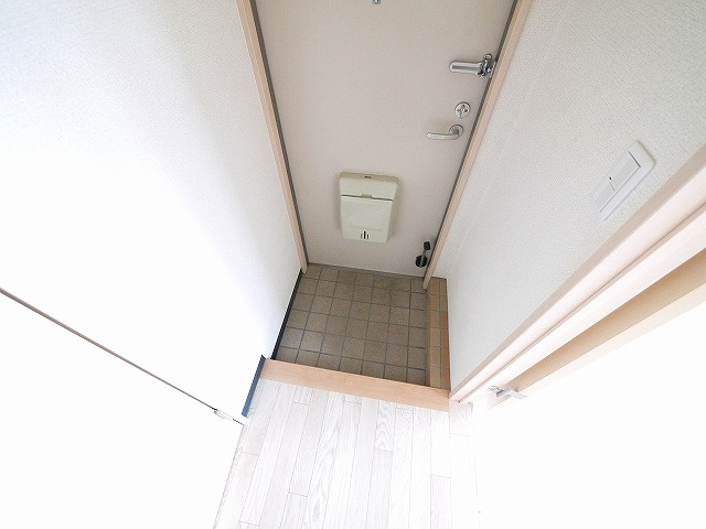 木津川プレイスの玄関|きれいな玄関です